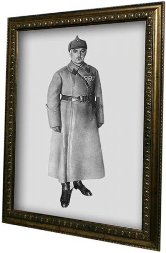 К.Е. Ворошилов / ростовой портрет, 1930г. (арт.2104) ― STARINISM.RU